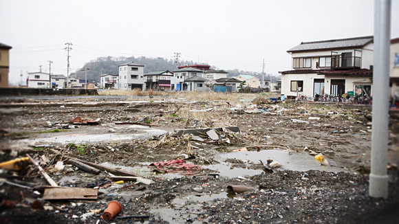 視察時の石巻の様子