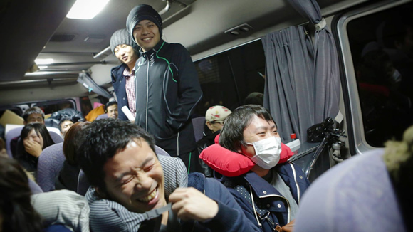 東北に向かうバスの中